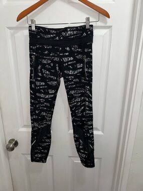 lululemon Inspired Tight II Black and White Abstract Print Leggings